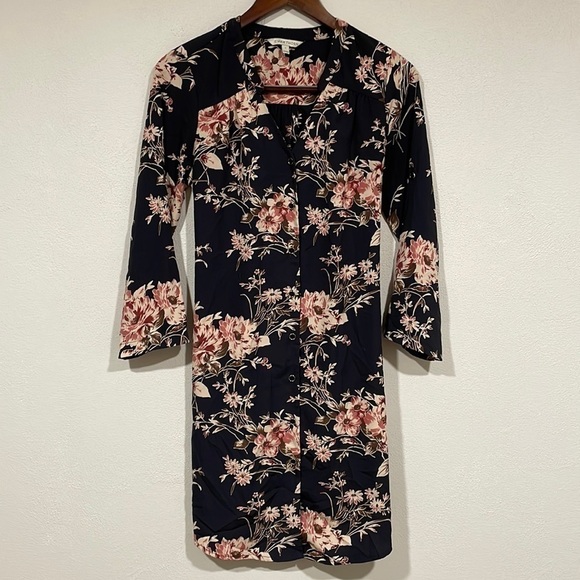 41 Hawthorn Cristen Floral Dress - Picture 2 of 8